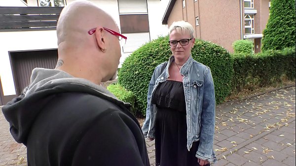DEUTSCHLAND REPORT – Dirty amateur German granny Judith S. gets picked up and fucked