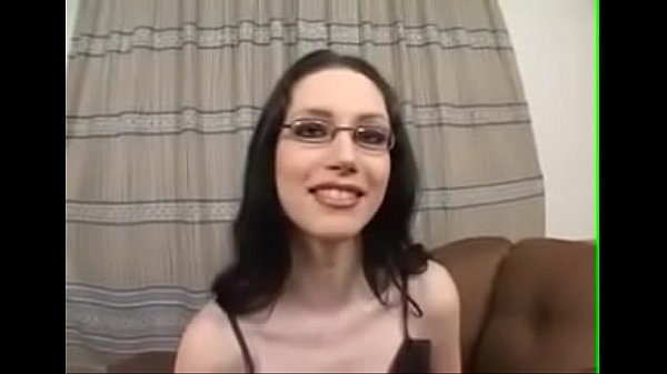 Sexy Brunette gets b. fisting and fucking – perverttube.com