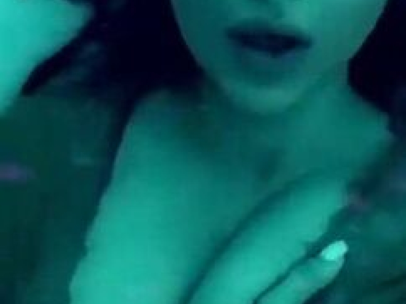 Emira Kowalska onlyfans nude videos part 2