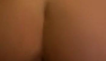 De jeunes filles nues tournent leurs fétiches sexuels faits maison et leurs vidéos porno amateur pour leurs admirateurs 19