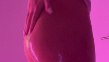 Nastya Nass using Oil on Her Body to Tweak Onlyfans Video