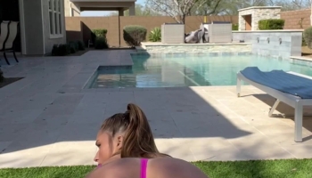 Skylarmaexo Doing Some Yoga Out Door And Got Horny To Masturbate Her Wet Pussy Onlyfans Leaked Tape