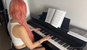Kittylixo Bad Student Punishment Fucked On Piano Onlyfans Leaked Video