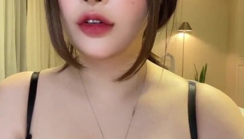 Korean Beauty Cam Girl Fucking Pussy With A Vibrator Leaked Video
