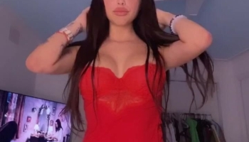 Malu Trevejo Wearing Her Red Dress Twerk A Bit Onlyfans Leaked Video