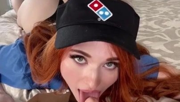 Amouranth – Pizza Delivery Blowjob