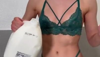 Lina Belfiore Milk Bathtub Topless Tape Leaked