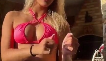 Hot Girl Mari Borges Dancing Tiktok Video