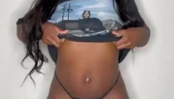Ebony Hottie Flash Her Sexy Boobs Leaked Video