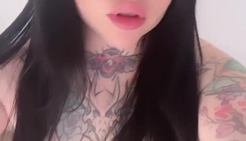 MarinaMuiMui Chubby Tattooed Babe Teas OnlyFans Leaked Video
