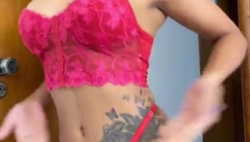 AmandaLuzGoiana Chick With Thick Ass Dancing Teasing TikTok Video