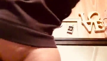 Cassaleyna Big Ass Slut With Flat Chest Twerking OnlyFans Video