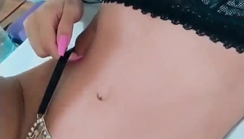Giselle Slim Slut Ready to Tease on Bed Video