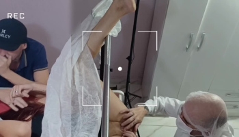 Patient wife gets a gyno exam in this hardcore video