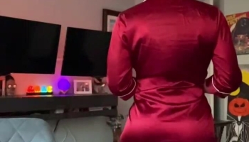 Heidi-jo-fit Shaking Her Big Natural Ass in Hot Nightdress Onlyfans Video