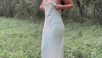 Andyytok Naughty Girl Taking off her Dress During Photoshoot Video