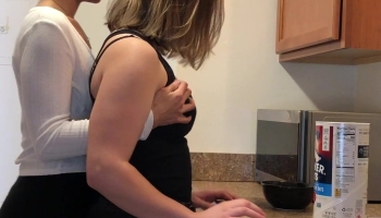 BlueEyedSciensist Kissing With Her Girlfriend And Touching Tits In The Kitchen Onlyfans Video