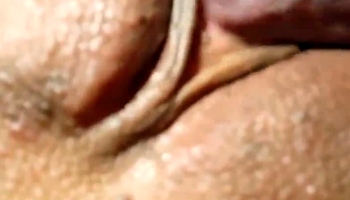 Wet vagina gets licked
