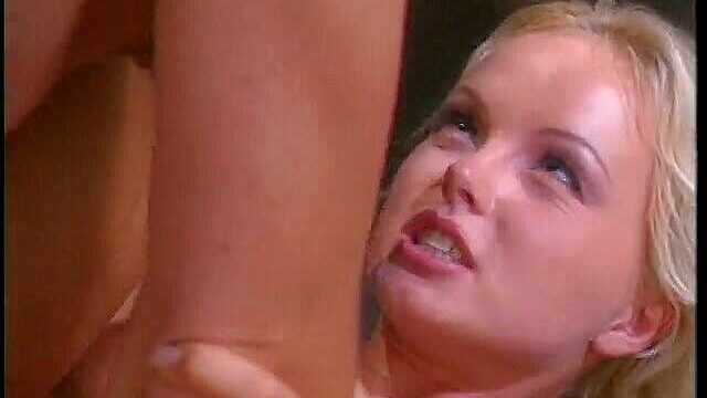 Orgasm cumshot mouth & face: Sexy blonde babe getting pounded in her ass –  – Analconda