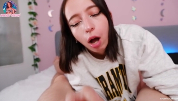 Schoolgirl CyberlyCrush takes a break from studying to give a sloppy BJ