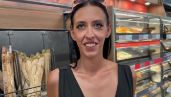 Les deux princes s’amusent à trois avec Louna au studio YouPorn !