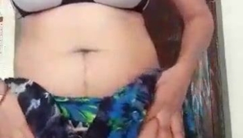 Babli Love12 is going to show her tubby body and it will look really hot