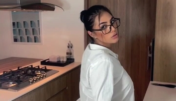 Malejandraq Fingering Her Nasty Ass In Kitchen Onlyfans Leaked Video